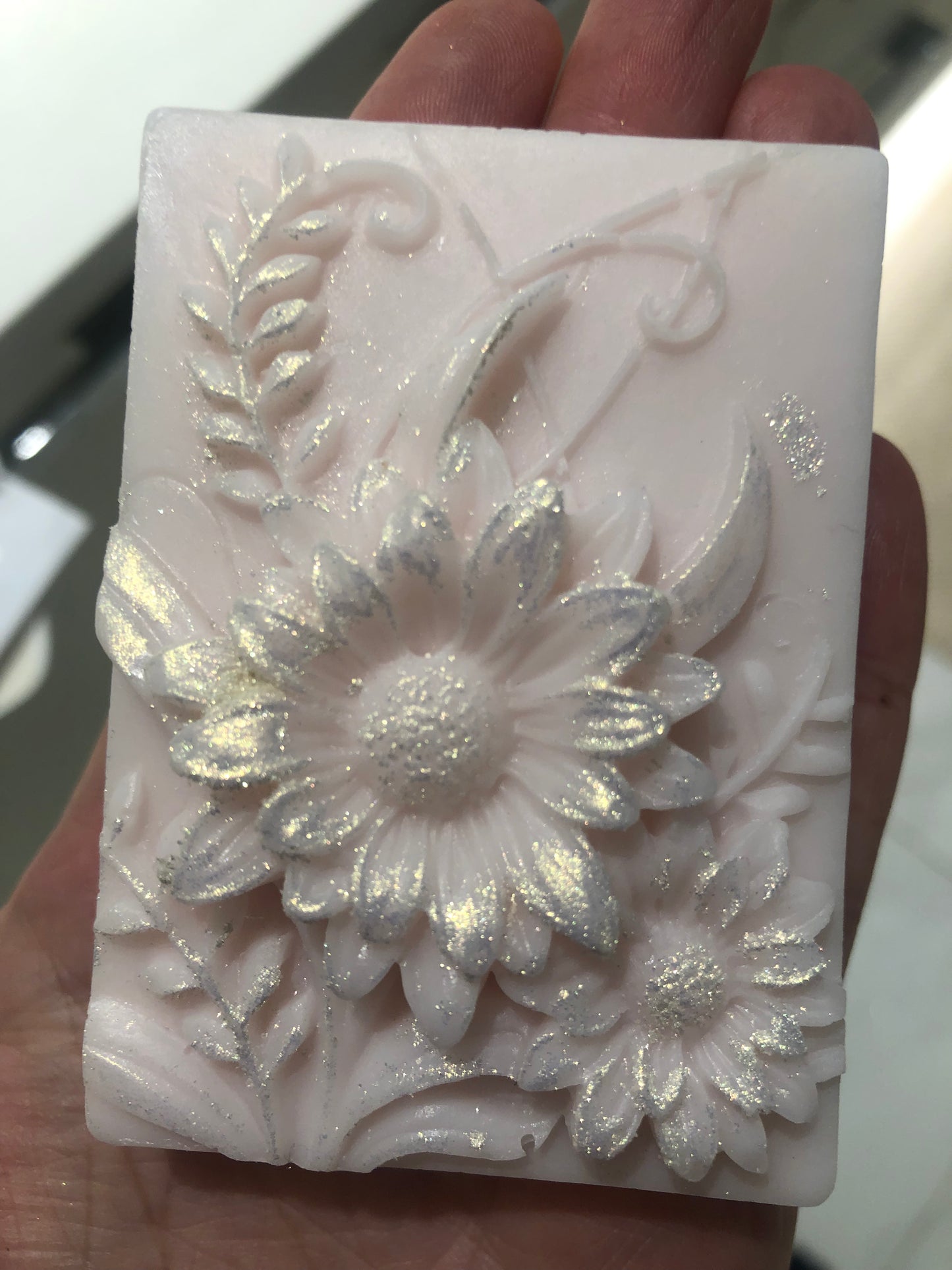 Shea Butter Art Soap - Savon au beurre de karité