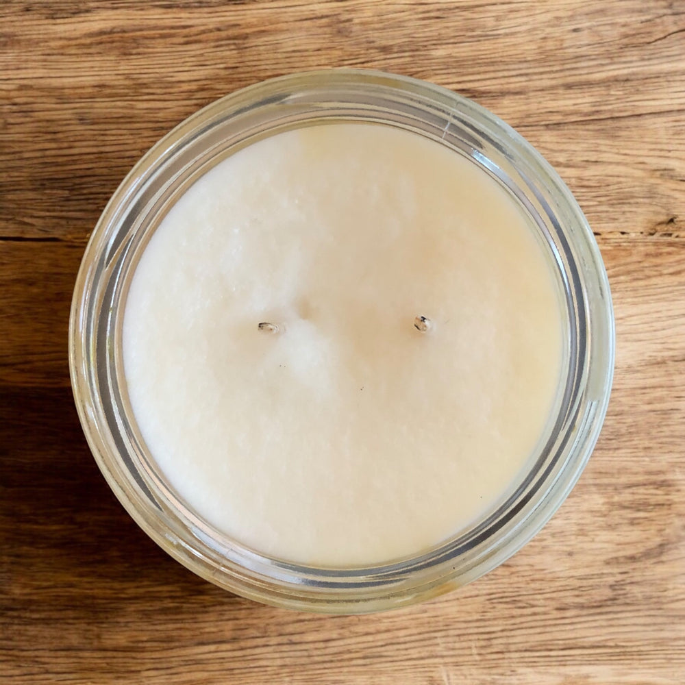 Oh Canada! 🇨🇦 Maple Syrup soy wax candle - Bougie à la cire de soja au sirop d'érable